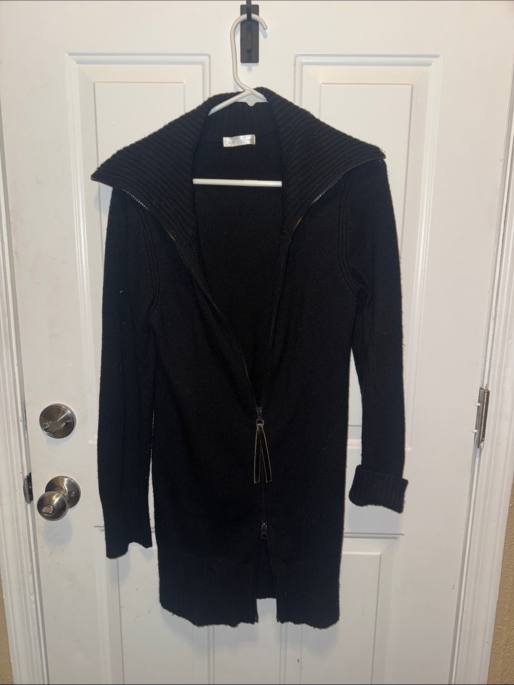 Black Long Knit Zip-Front Women's Sweater Cardigan NV